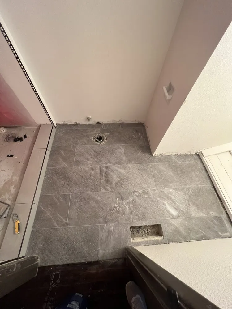 Slide of Hoskins Construction