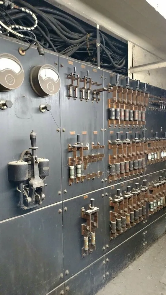 Slide of Hoskins Electric