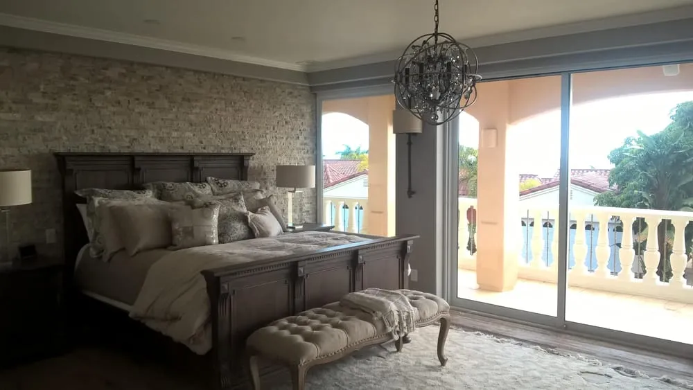 Slide of Hot Leg Electric