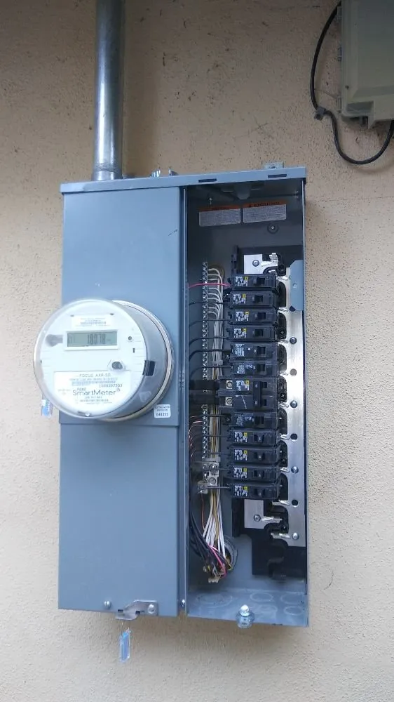 Slide of Hot Leg Electric