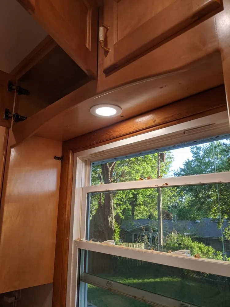 Slide of Hot Shock Electric