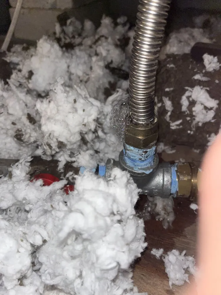 Slide of Hotshot Handyman & Electric