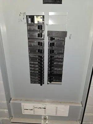 Houston Electric Service Logo