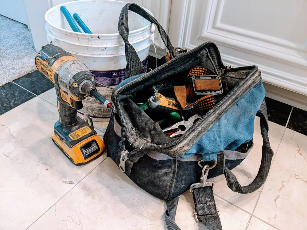 Slide of Houston Handyman Richard