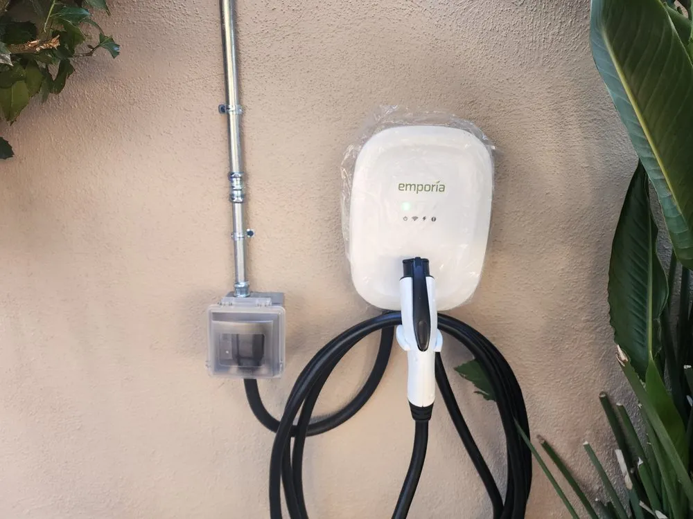 Slide of Howell the Electrician