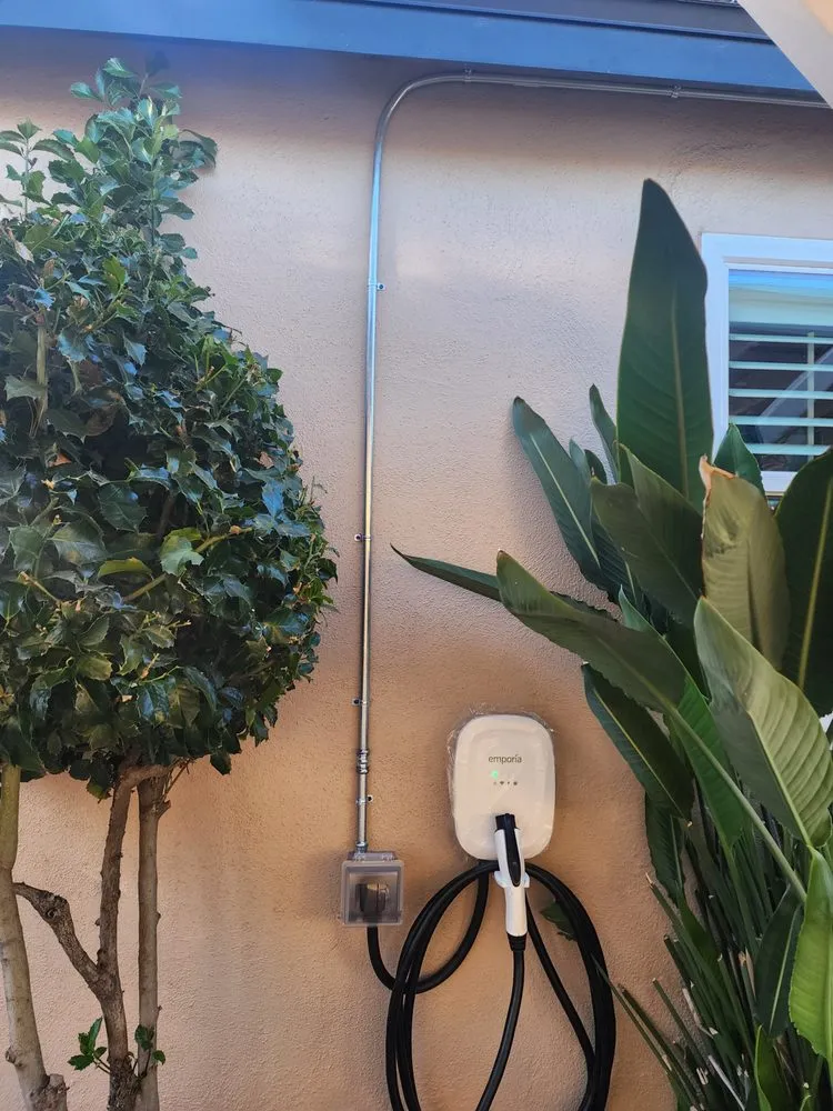 Slide of Howell the Electrician