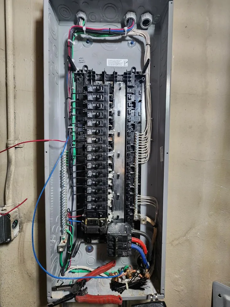 Slide of Htc Construction