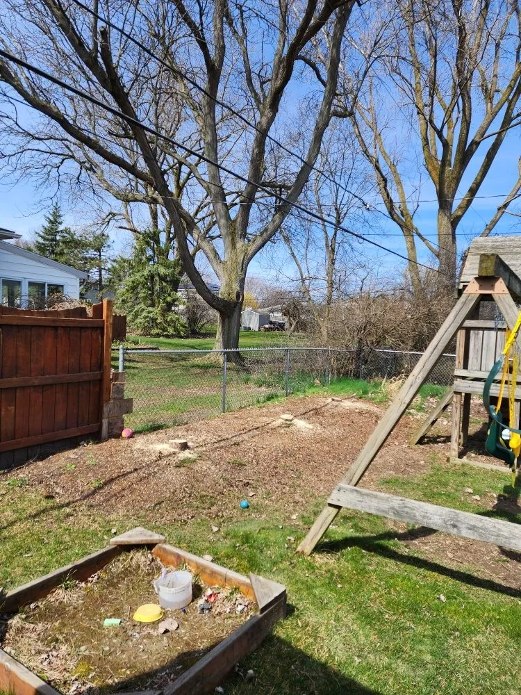 Emergency electrician providing wiring installation in , 