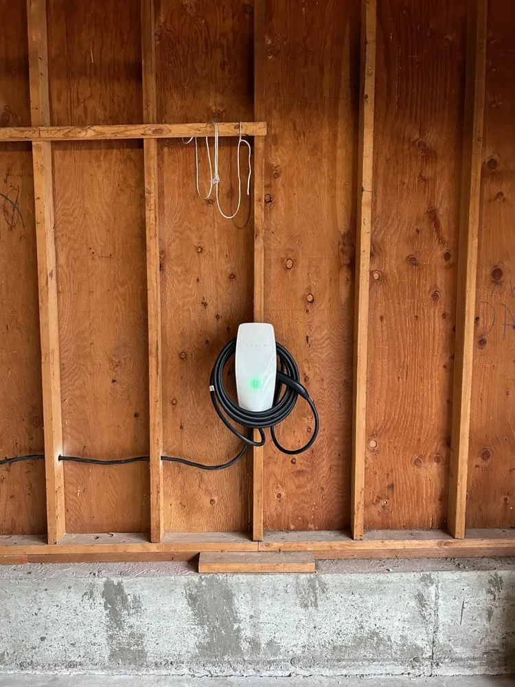 Slide of Huckleberry Electric