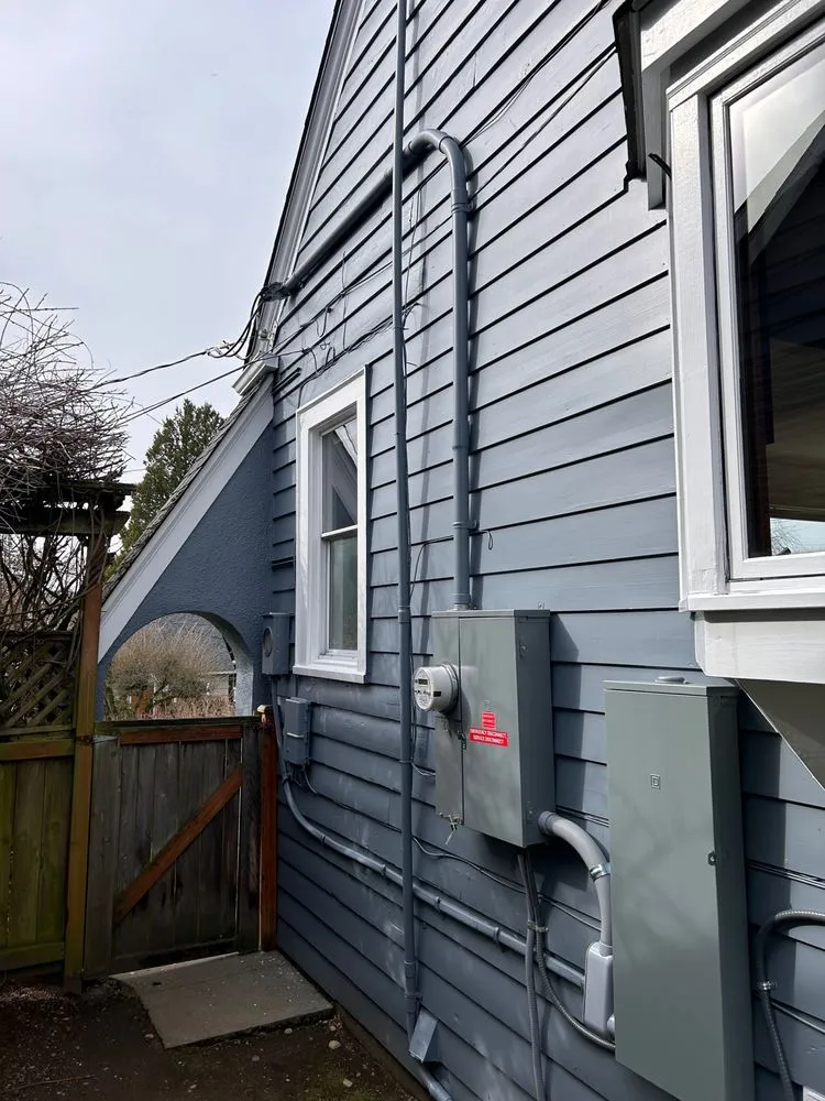 Slide of Huckleberry Electric