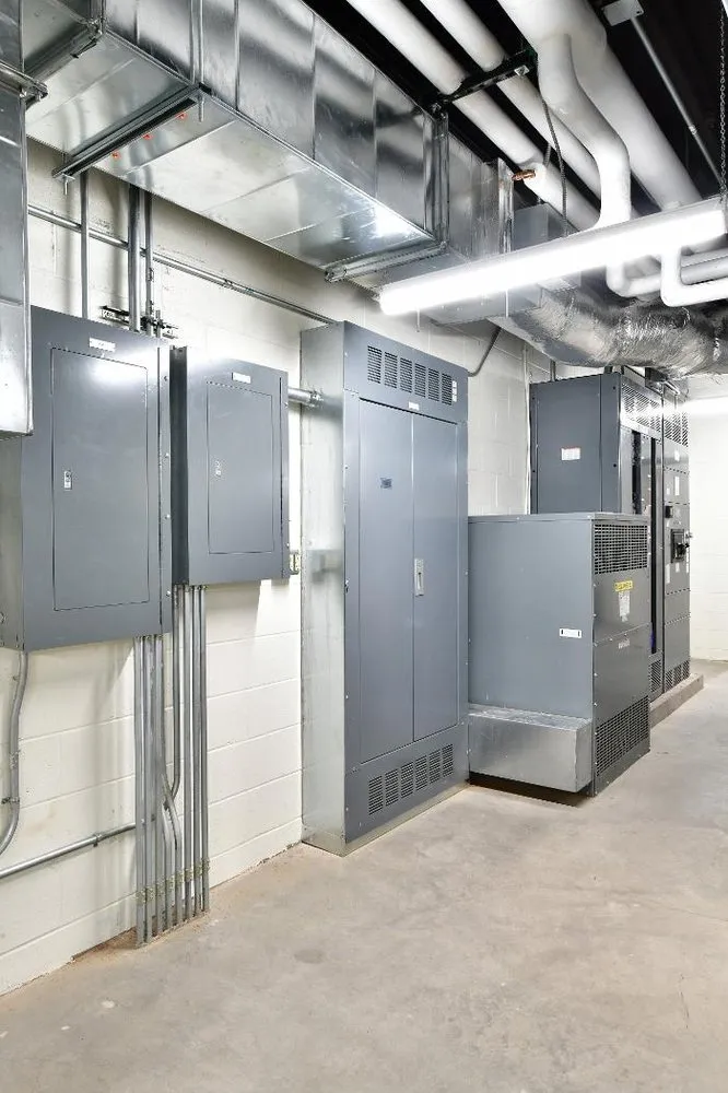 Reliable electrician providing wiring installation in , 