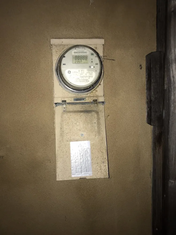 Slide of Huerta Electrical Services