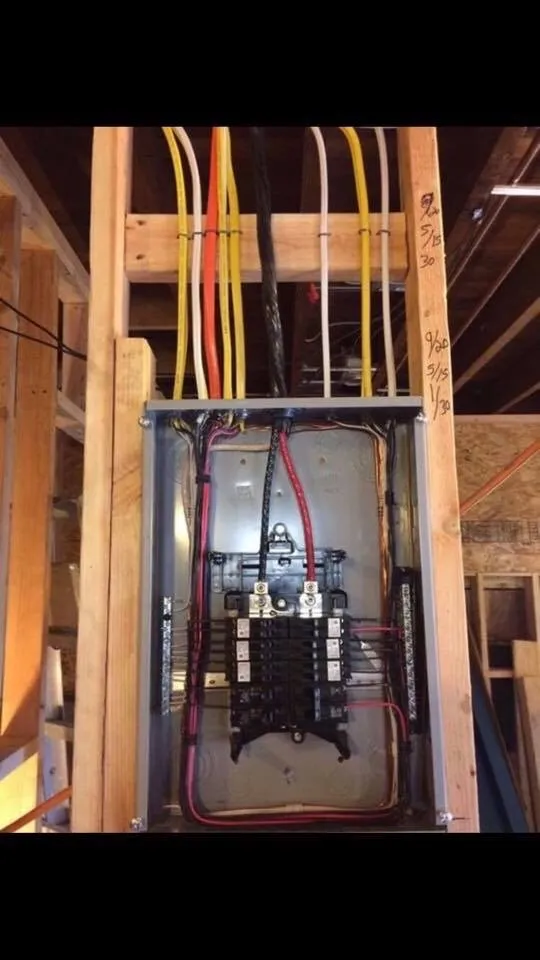 Slide of Huerta Electrical Services