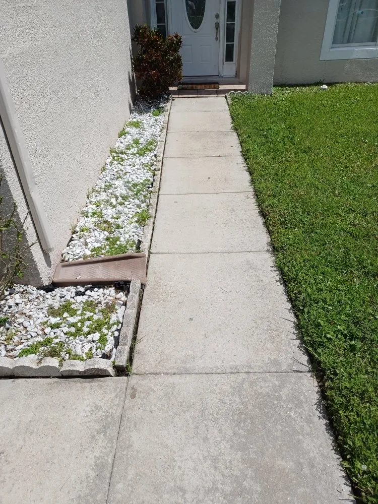 Slide of HUGGINS EXPRESS