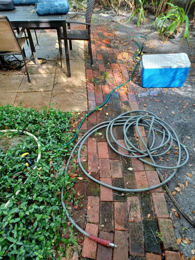 Slide of HUGGINS EXPRESS