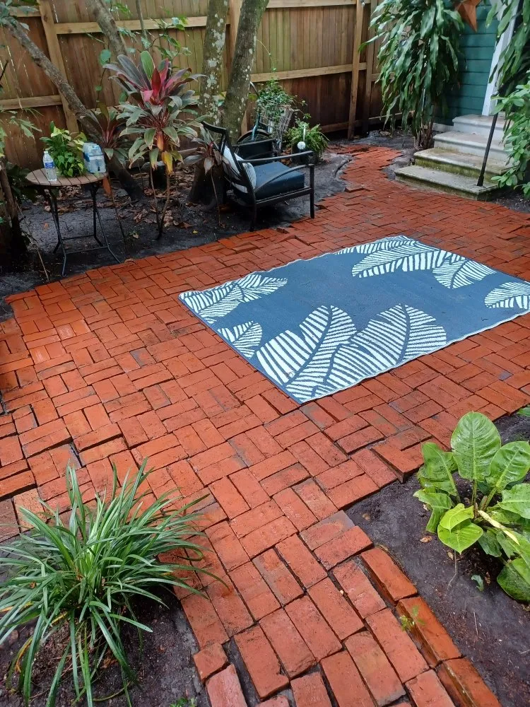 Slide of HUGGINS EXPRESS