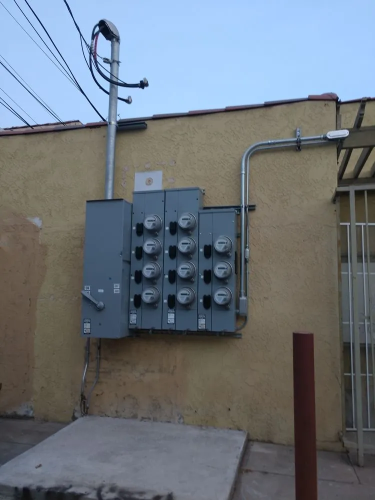 Slide of Huidor Electric