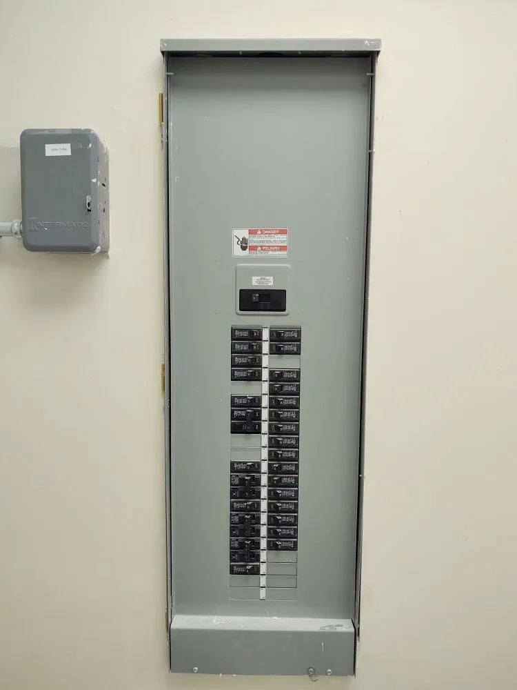 Slide of Huidor Electric