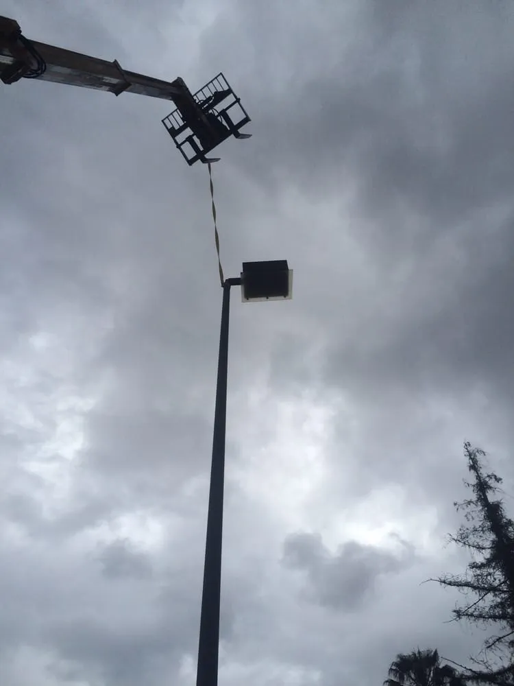 Slide of Hull Electric