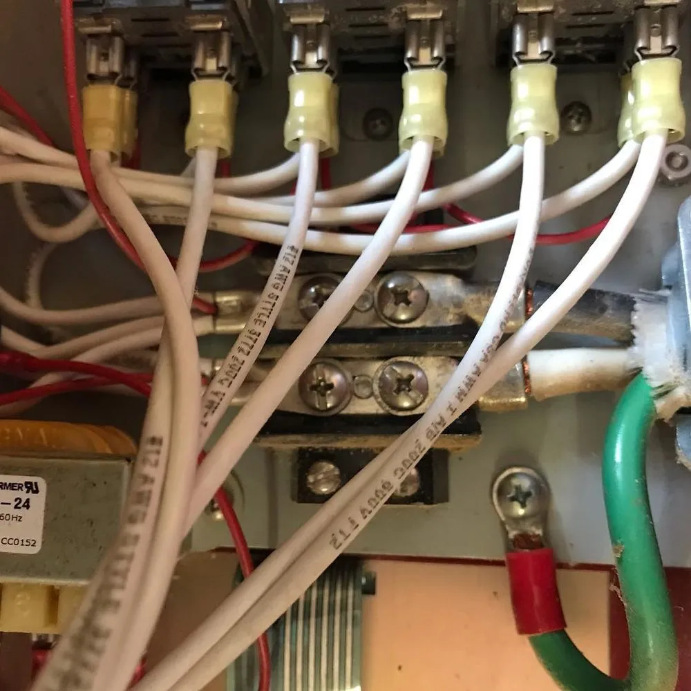 Slide of Humboldt Park Licensed Electrician