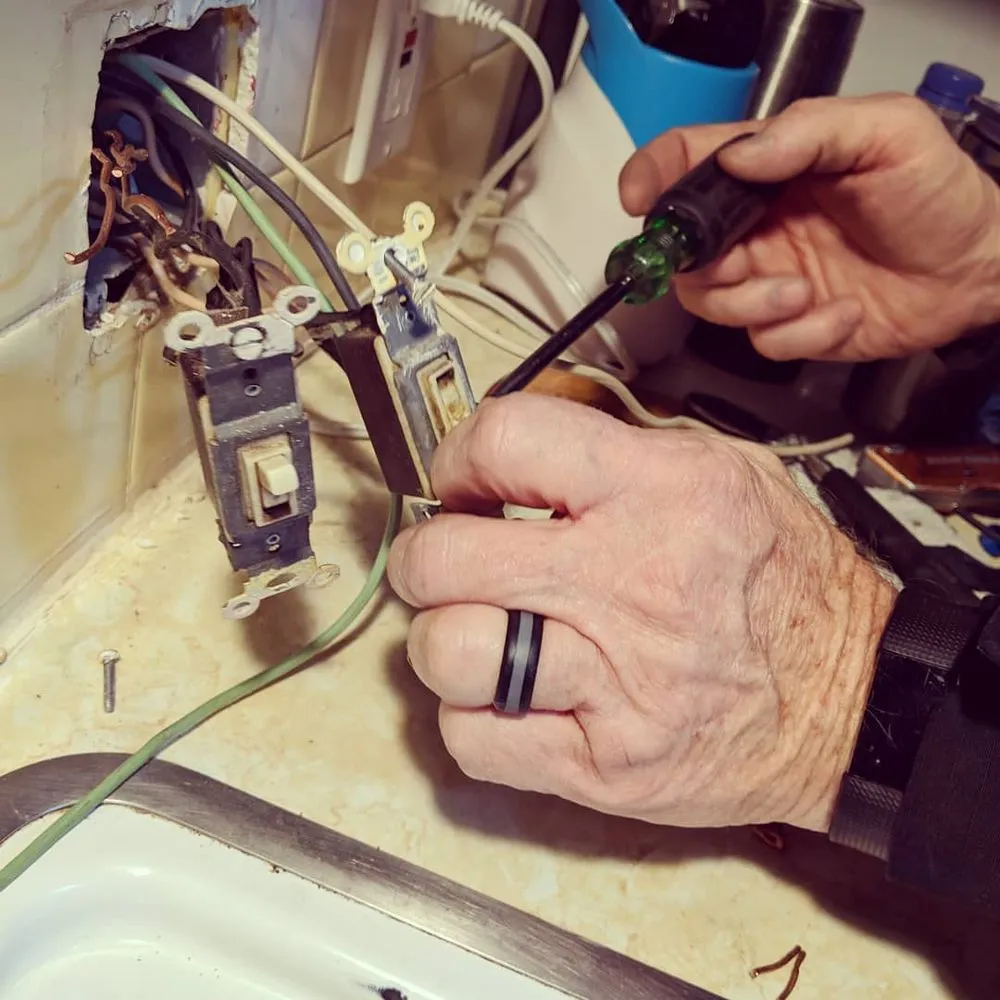 Slide of Humboldt Park Licensed Electrician