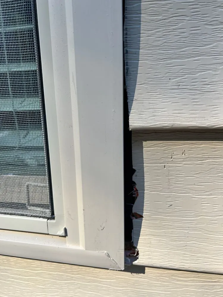 Slide of Hundone Contracts