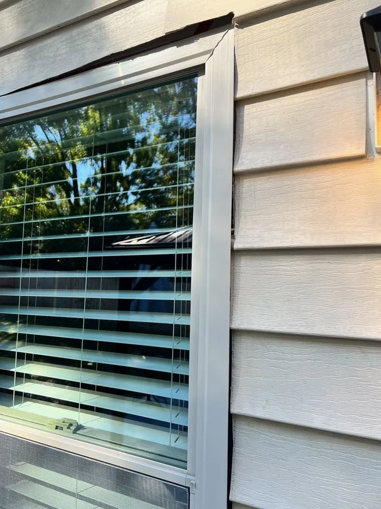 Slide of Hundone Contracts