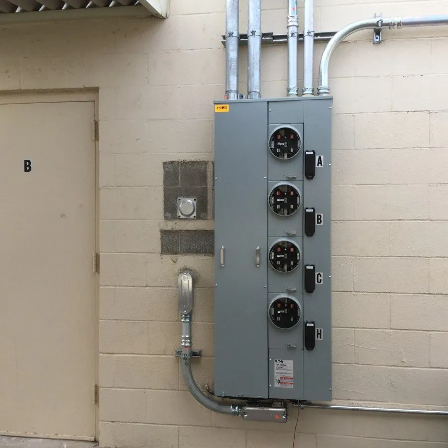 Slide of Hunt Electrical Services