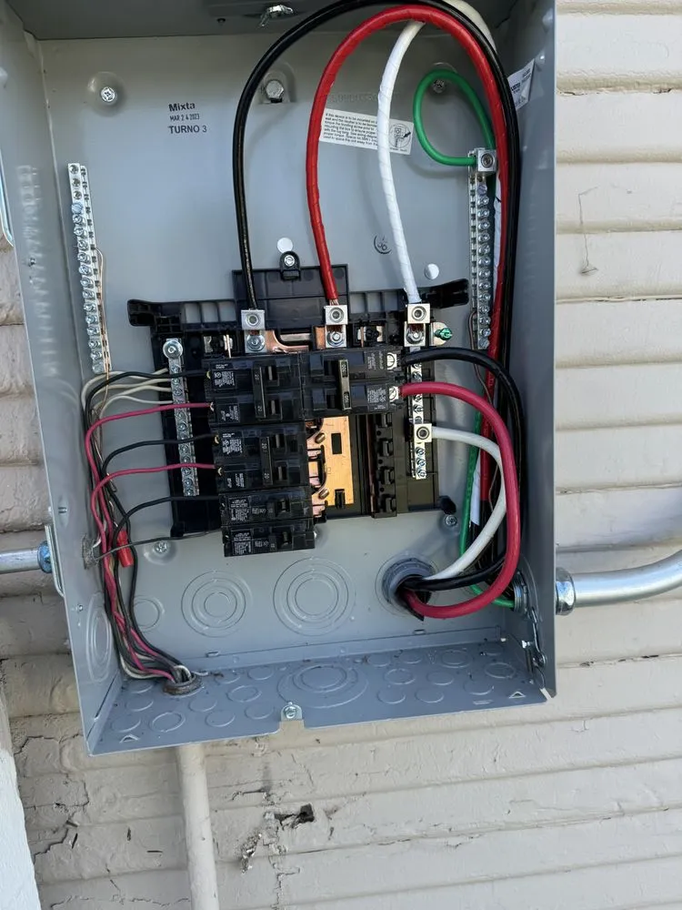 Slide of Hunter Construction & Electric