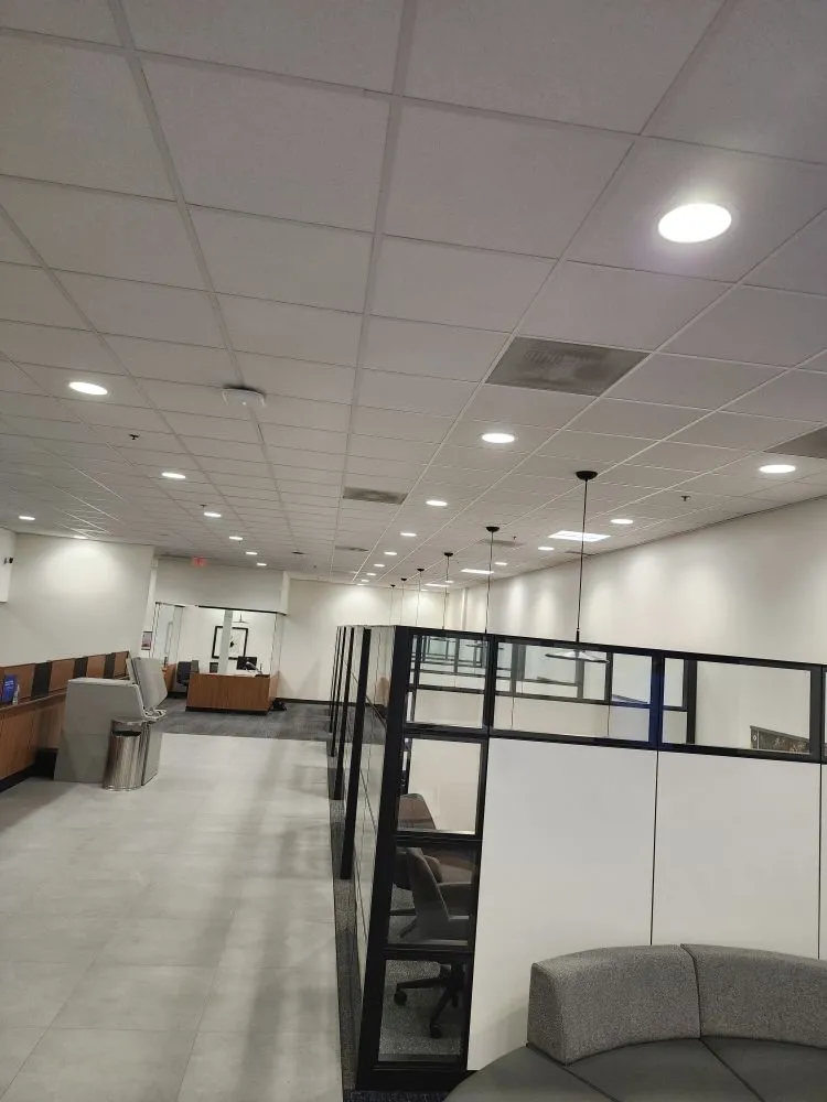 Licensed electrical service for homes in wiring installation, by