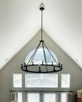 Hunters Point Master Electrician Logo