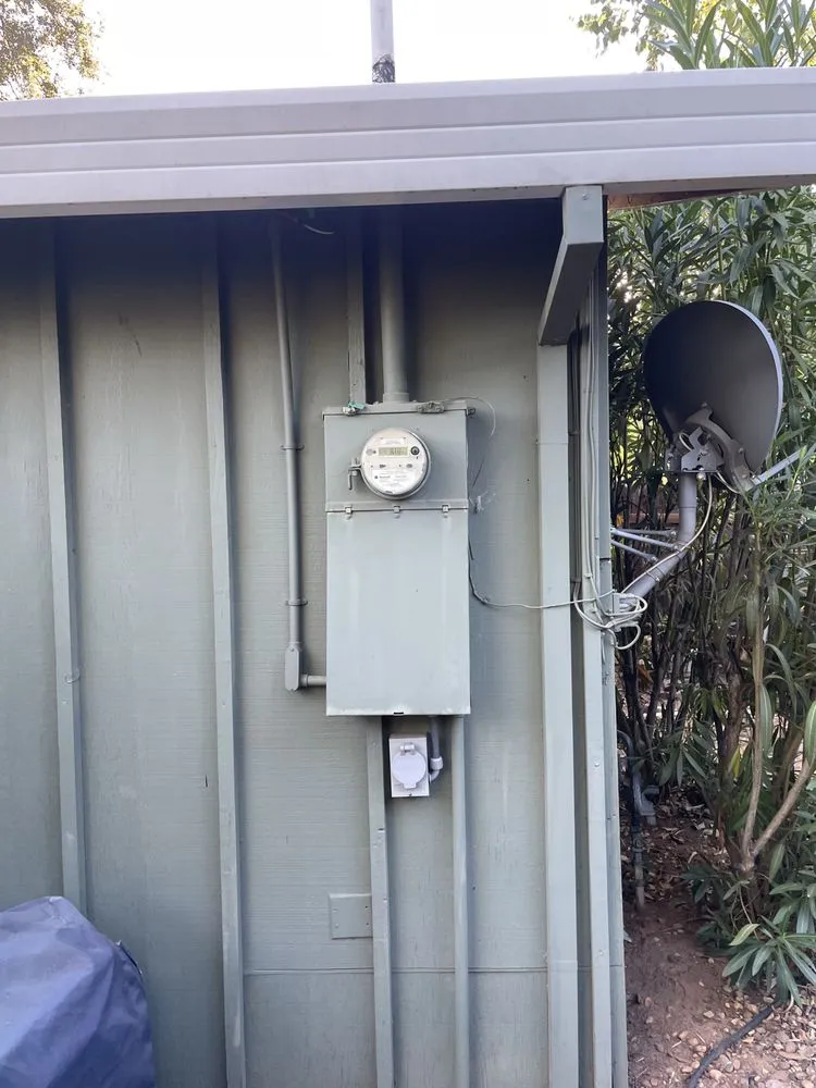 Slide of Hunts Electrical Contracting