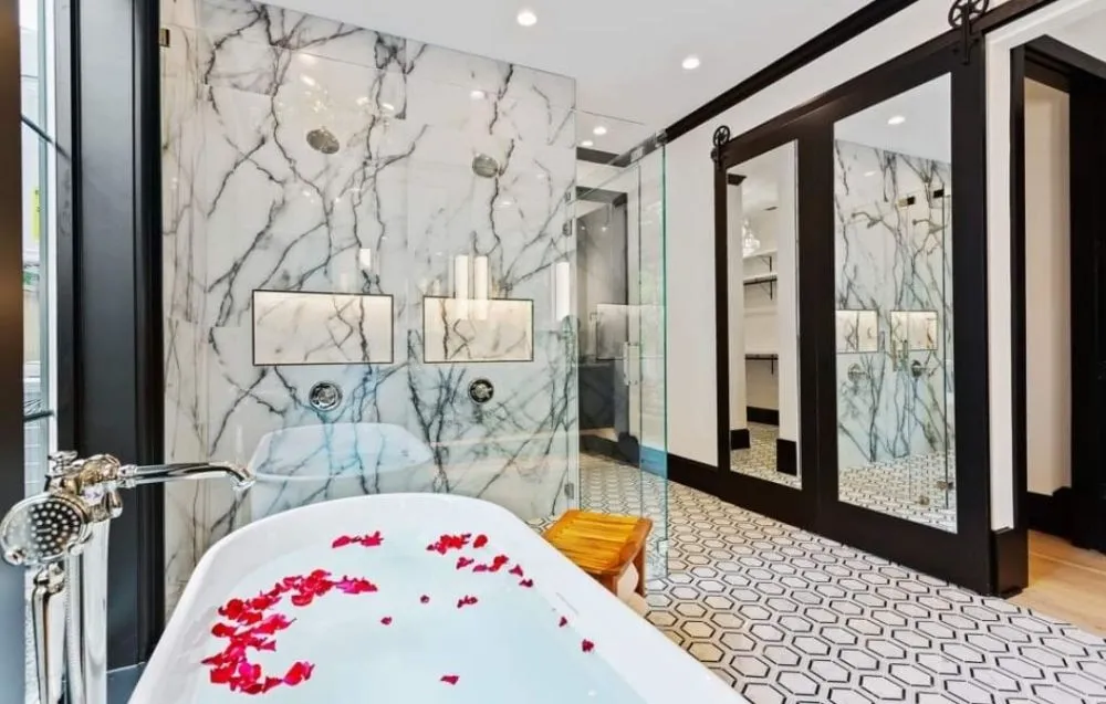 Slide of Huracan Restoration LLC