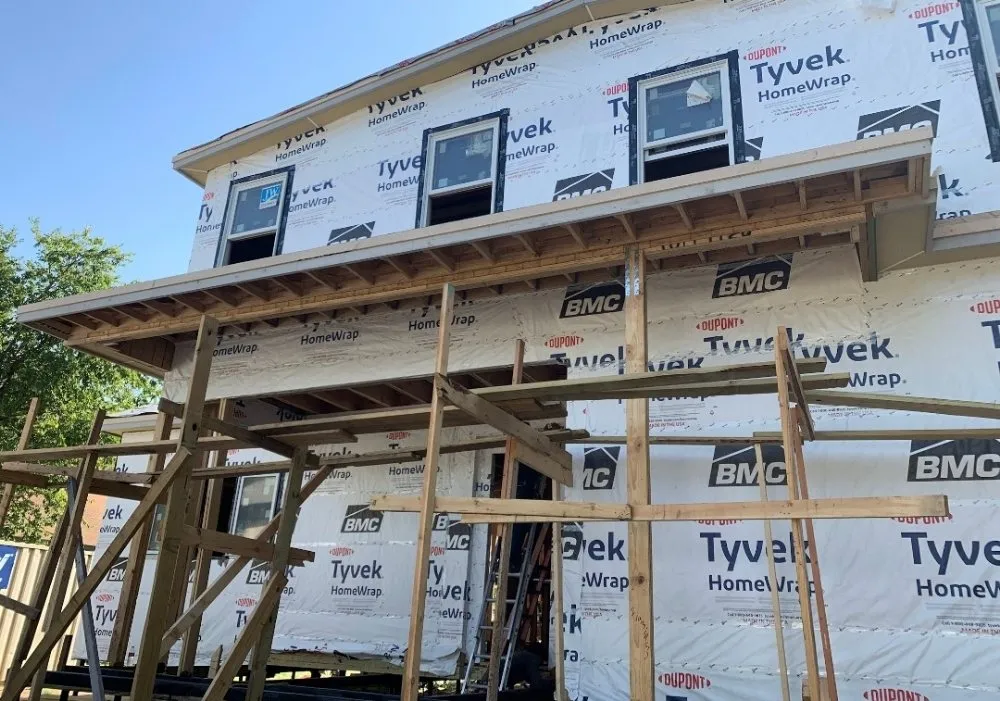 Slide of Huracan Restoration LLC