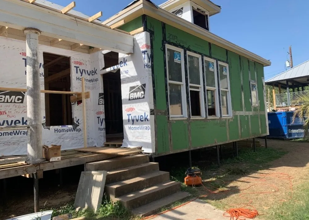 Expert electrical repair in ,  by Huracan Restoration LLC