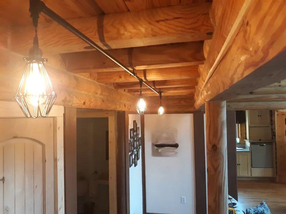 Licensed electrician providing outlet and switch repair in Galena, MO - Husker Power