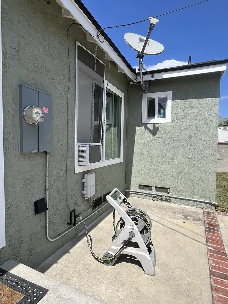 Slide of Husky Electric