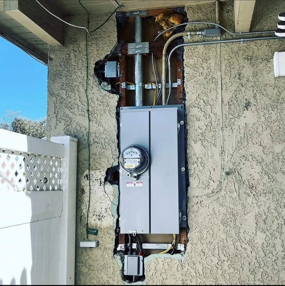 Slide of Husky Electric