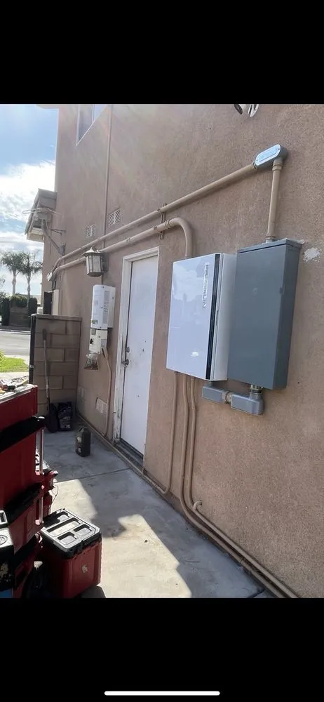 Slide of Husky Electric