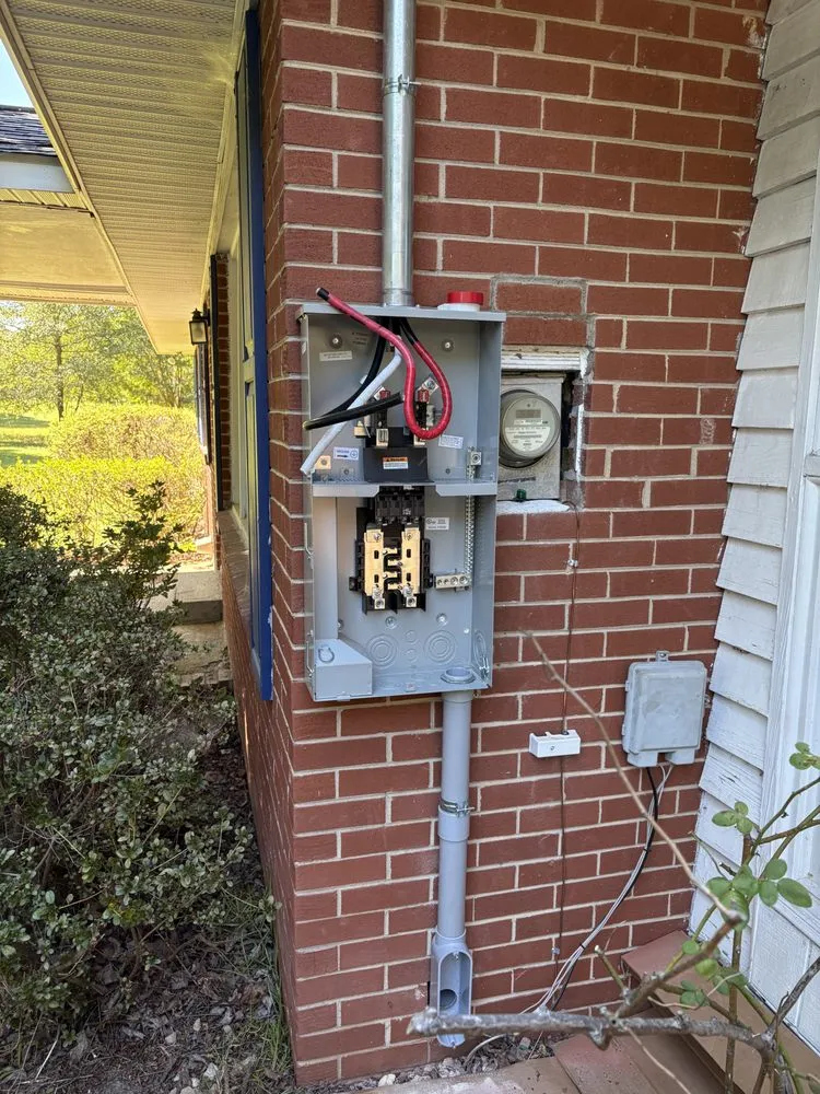 Slide of Hustleup Electric