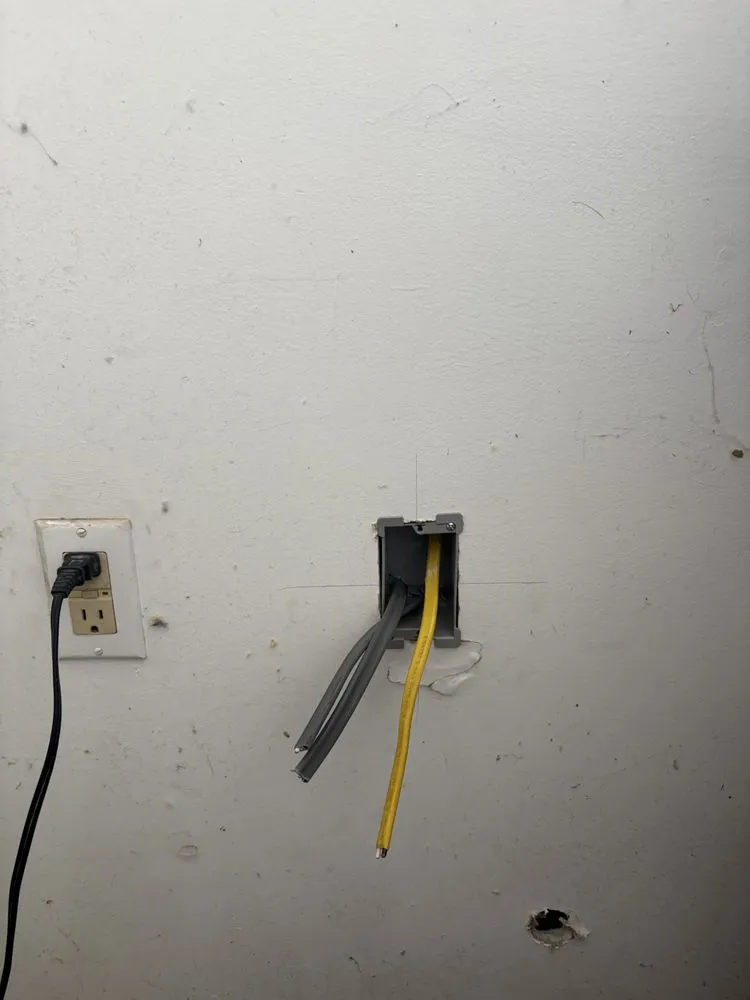 Slide of Hustleup Electric