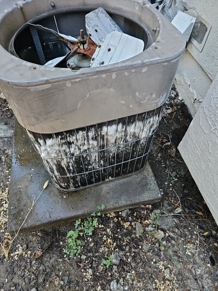 Reliable electrician providing emergency electrical service in HILLTOP MALL, CA - HVAC Industry & Commercial
