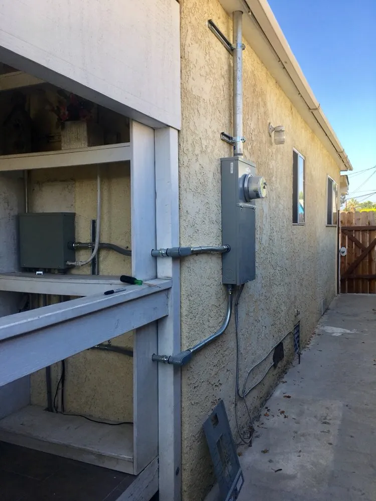 Slide of Hybrid Electric Solutions