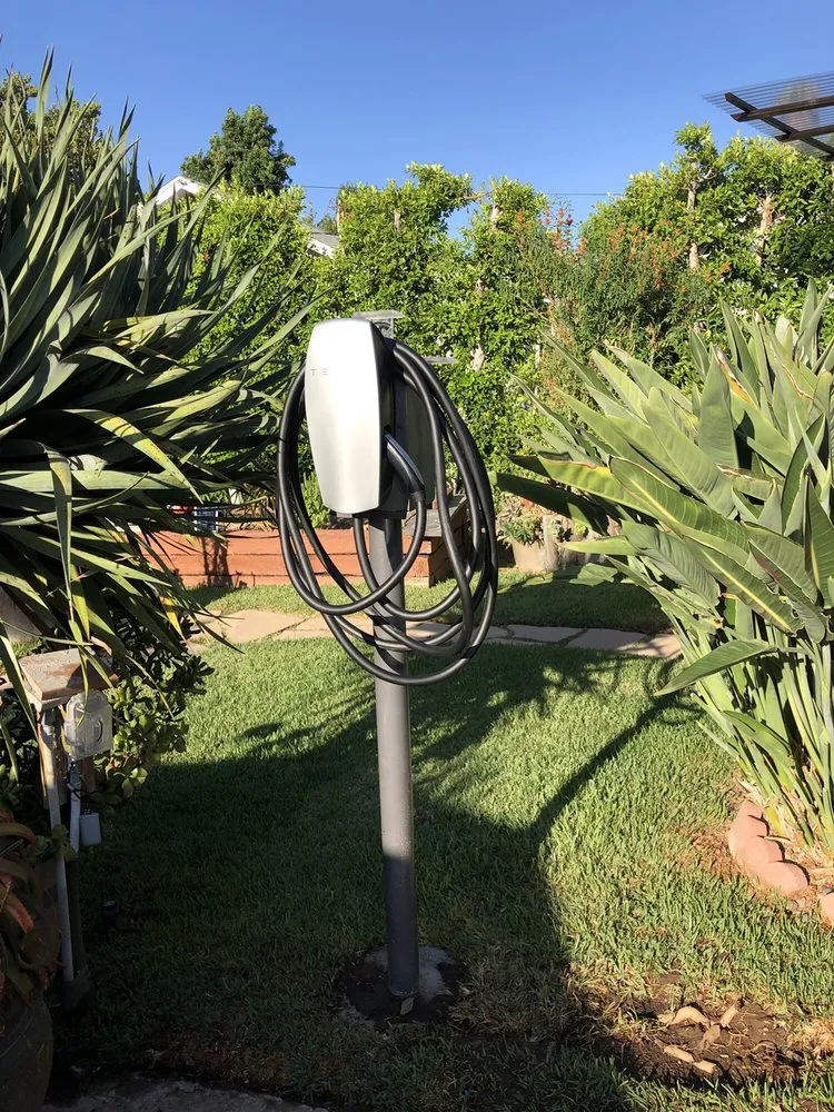 Slide of Hybrid Electric Solutions