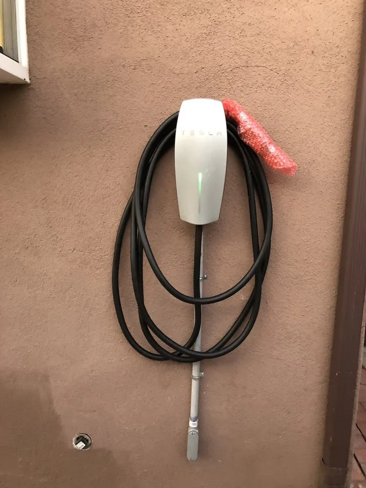 Slide of Hybrid Electric Solutions