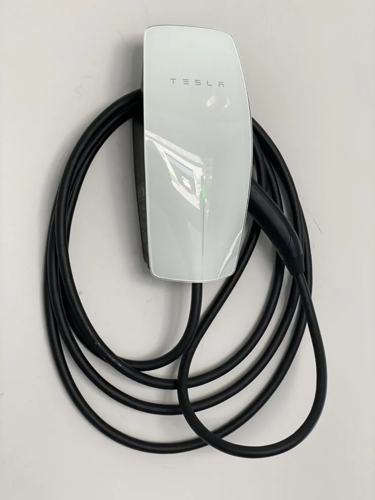 Slide of Hybrid Electric Solutions