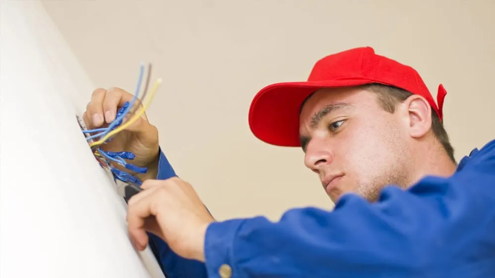 Professional electrician providing electrical repair in Okatie, SC - Hyden Electric