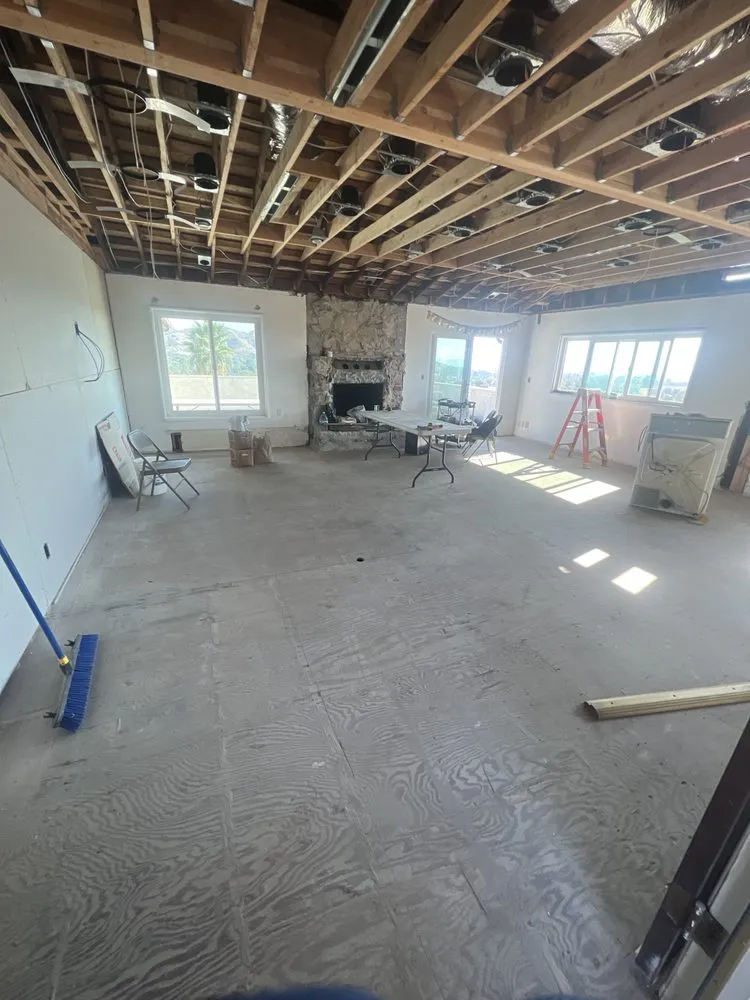 Slide of Hye Voltage Solutions