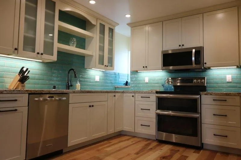 Slide of Hyperion Electric