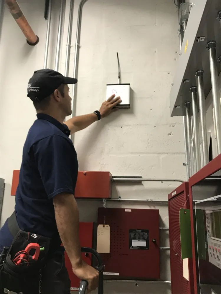 Slide of Hyquality Electrical